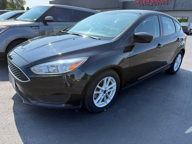 2018 Ford Focus SE FWD photo