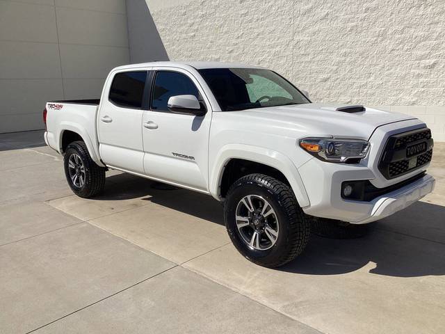 2018 Toyota Tacoma TRD Sport 4WD photo