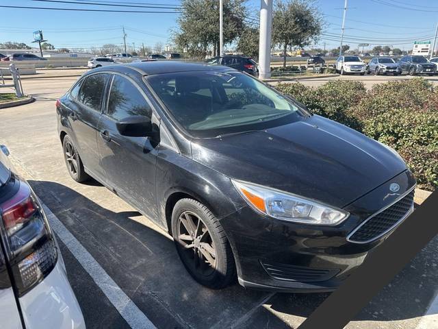 2018 Ford Focus SE FWD photo