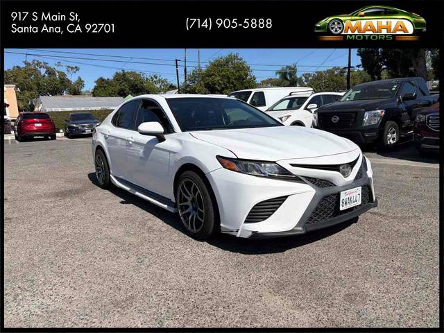 2018 Toyota Camry SE FWD photo