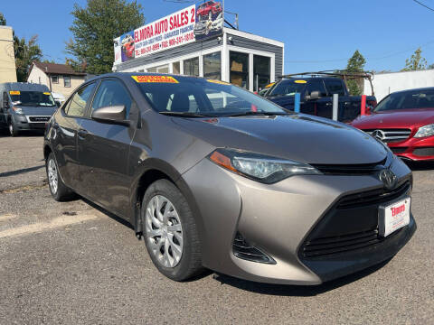 2018 Toyota Corolla LE FWD photo
