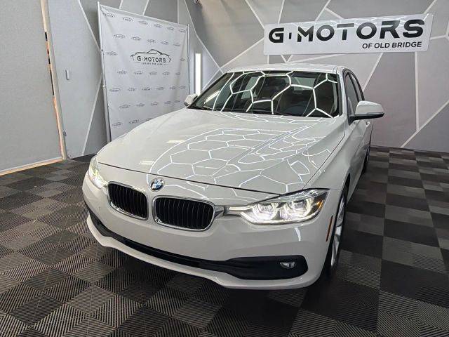 2018 BMW 3 Series 320i RWD photo