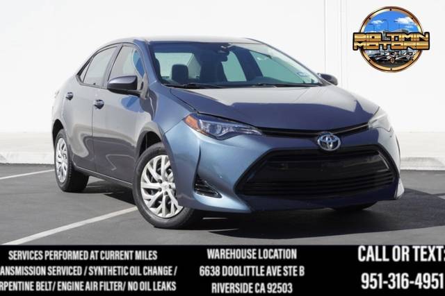 2018 Toyota Corolla LE FWD photo