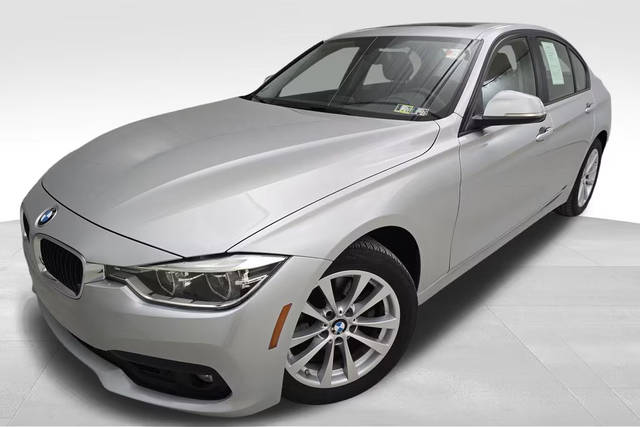 2018 BMW 3 Series 320i xDrive AWD photo