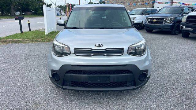 2018 Kia Soul Base FWD photo