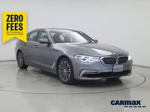 2018 BMW 5 Series 530e iPerformance RWD photo