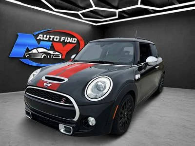 2015 MINI Hardtop 2 Door S FWD photo