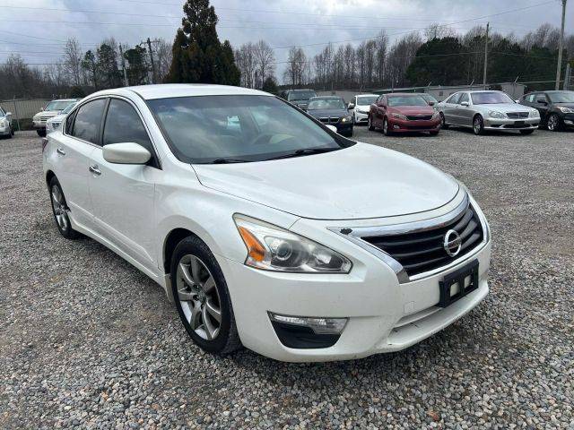 2015 Nissan Altima 2.5 S FWD photo