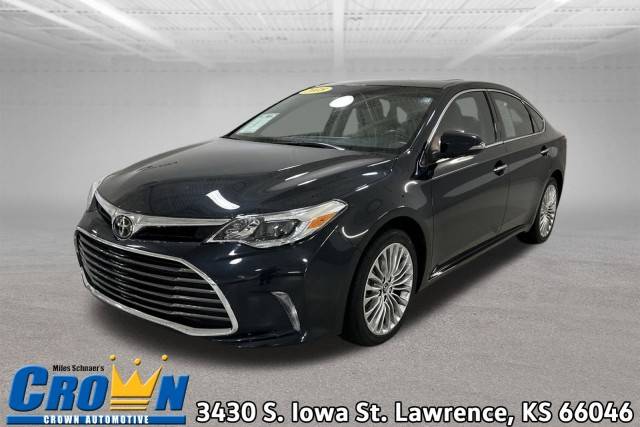 2018 Toyota Avalon Limited FWD photo