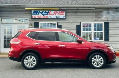 2016 Nissan Rogue SV FWD photo