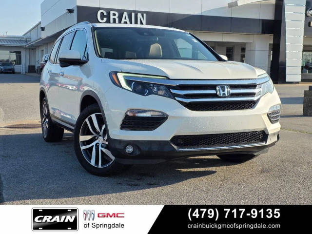 2018 Honda Pilot Touring FWD photo