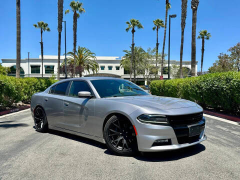 2016 Dodge Charger R/T RWD photo