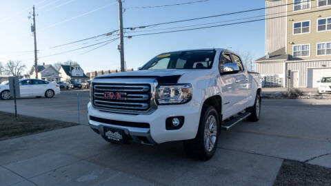 2017 GMC Canyon 4WD SLT 4WD photo
