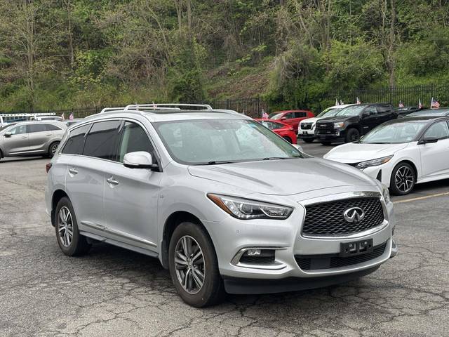 2018 Infiniti QX60  AWD photo
