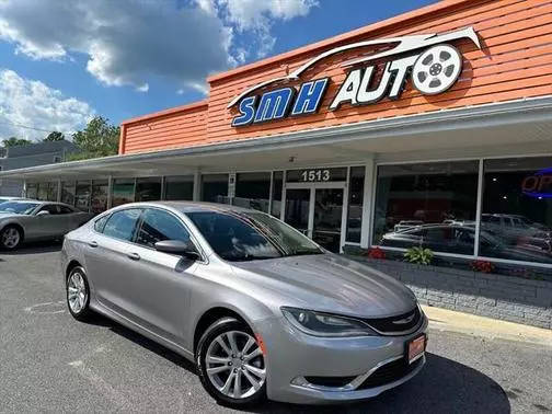 2015 Chrysler 200 Limited FWD photo