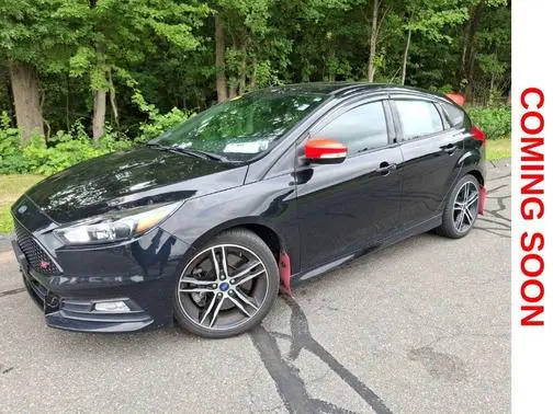 2018 Ford Focus ST FWD photo