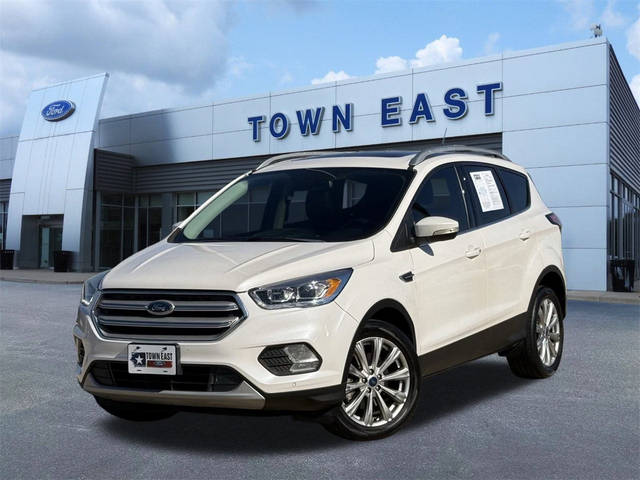2018 Ford Escape Titanium FWD photo