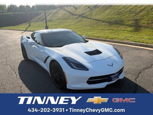 2019 Chevrolet Corvette 2LT RWD photo