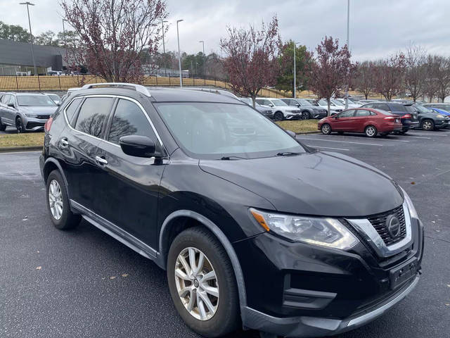 2018 Nissan Rogue SV FWD photo