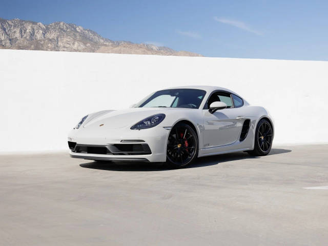 2018 Porsche Cayman GTS RWD photo