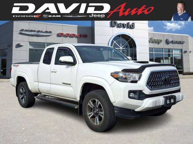 2018 Toyota Tacoma TRD Sport 4WD photo