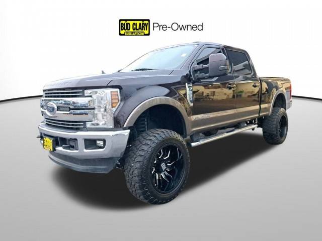 2018 Ford F-250 Super Duty LARIAT 4WD photo