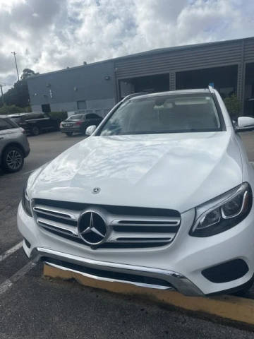 2018 Mercedes-Benz GLC-Class GLC 300 RWD photo