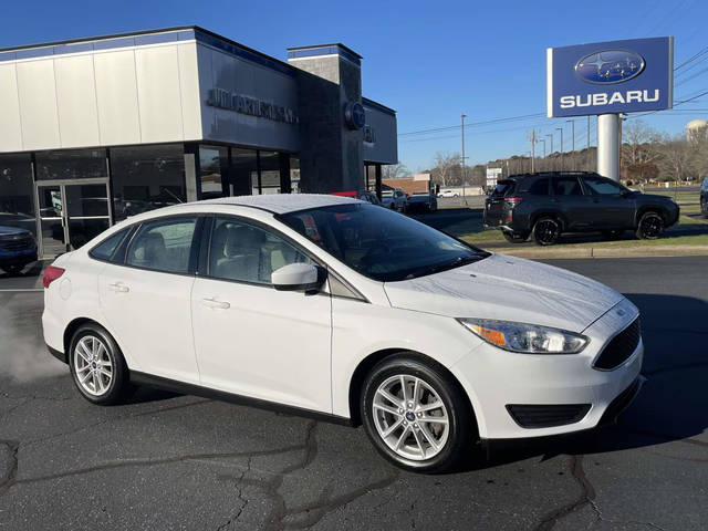 2018 Ford Focus SE FWD photo