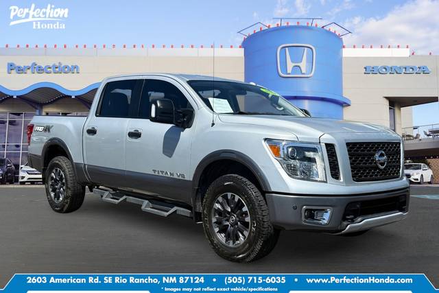 2018 Nissan Titan PRO-4X 4WD photo