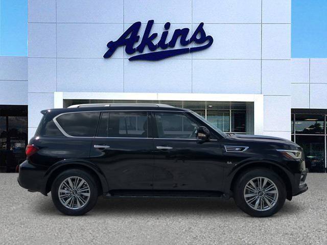 2018 Infiniti QX80  RWD photo
