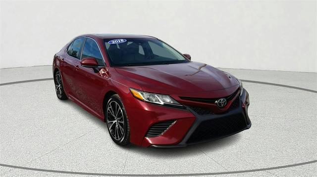 2018 Toyota Camry SE FWD photo