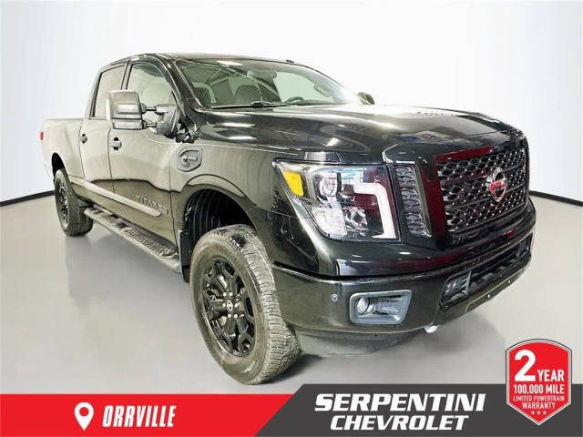 2018 Nissan Titan XD SV 4WD photo