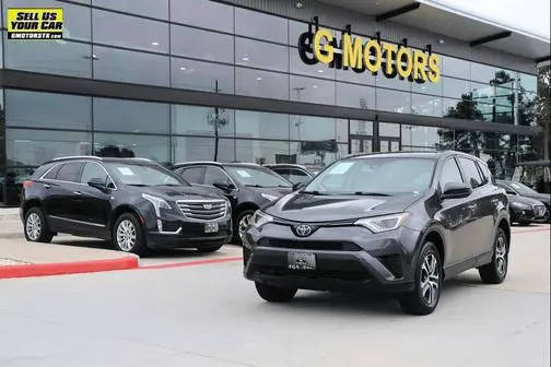 2018 Toyota RAV4 LE FWD photo