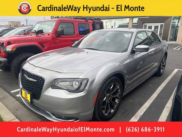 2018 Chrysler 300 300S RWD photo