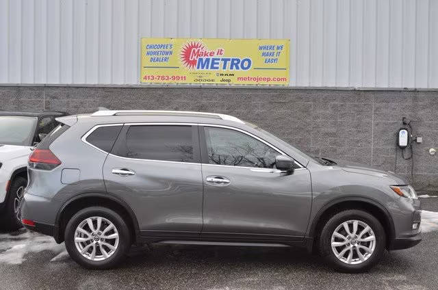 2018 Nissan Rogue SV AWD photo