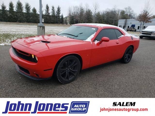 2018 Dodge Challenger SXT Plus RWD photo