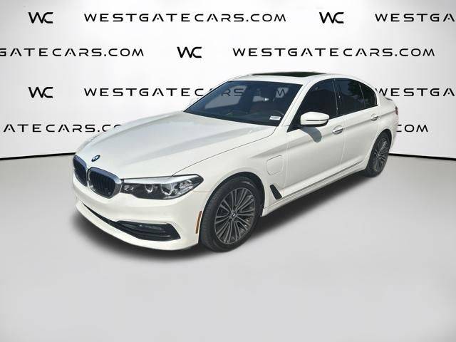 2018 BMW 5 Series 530e xDrive iPerformance AWD photo