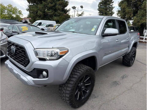 2018 Toyota Tacoma TRD Sport 4WD photo
