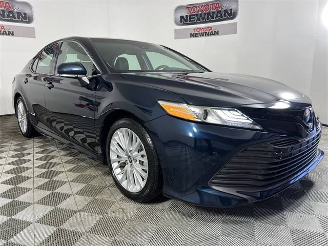 2018 Toyota Camry XLE FWD photo