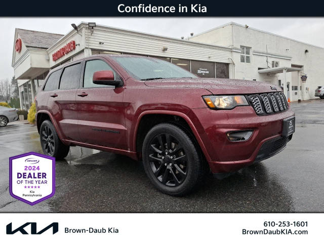 2018 Jeep Grand Cherokee Altitude 4WD photo