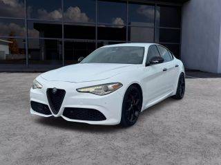 2018 Alfa Romeo Giulia Ti Sport RWD photo