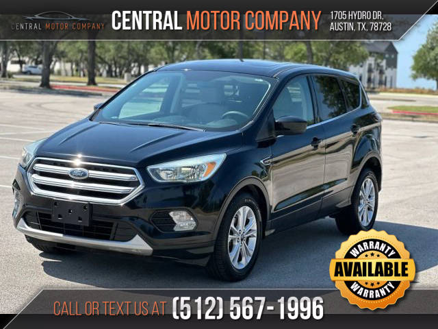 2017 Ford Escape SE FWD photo