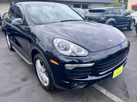 2016 Porsche Cayenne  AWD photo