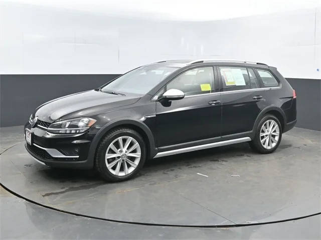 2018 Volkswagen Golf Alltrack SE AWD photo