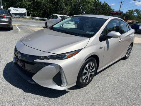 2017 Toyota Prius Prime Premium FWD photo