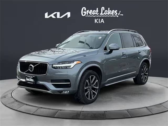 2018 Volvo XC90 Momentum AWD photo