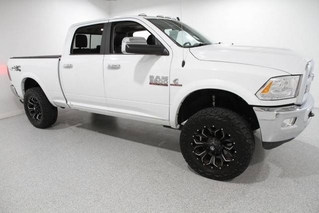 2018 Ram 3500 Laramie 4WD photo