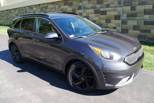 2018 Kia Niro EX FWD photo