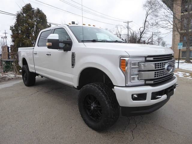2018 Ford F-250 Super Duty Platinum 4WD photo