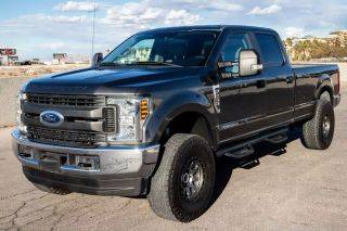 2018 Ford F-250 Super Duty XL 4WD photo